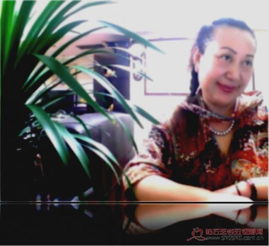 王显艳